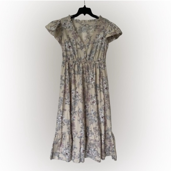 Moon River Flutter Sleeve Floral Maxi Dress. Size M - Picture 1 of 7